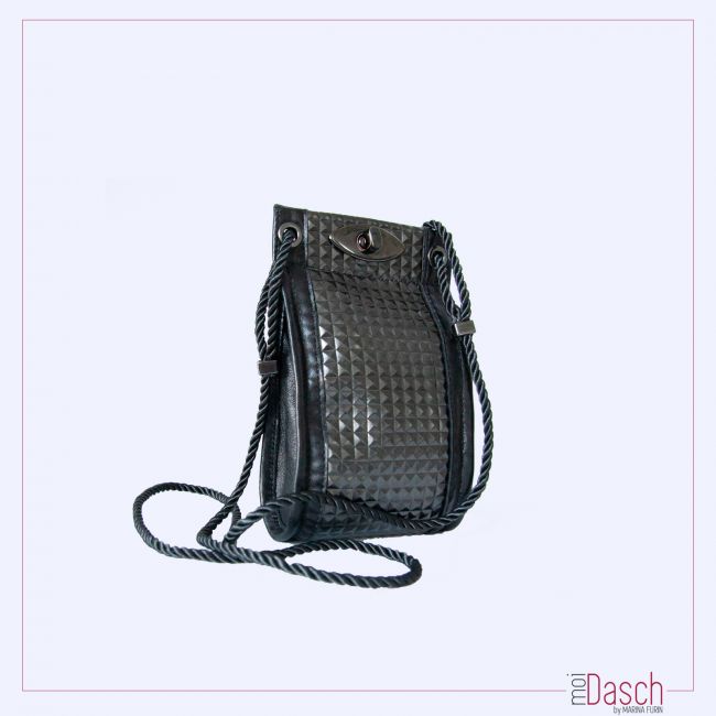 Marina Furin Berlin Künstlerin Designerin Taschen Accessoires Kunst Bags Jewelry Art